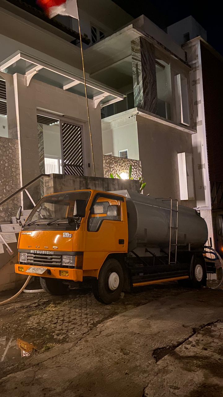 water delivery seminyak